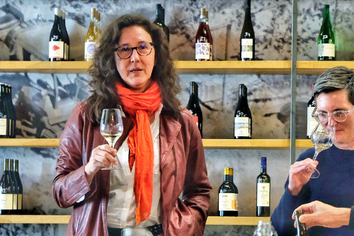 イレイン・チューカン・ブラウン氏